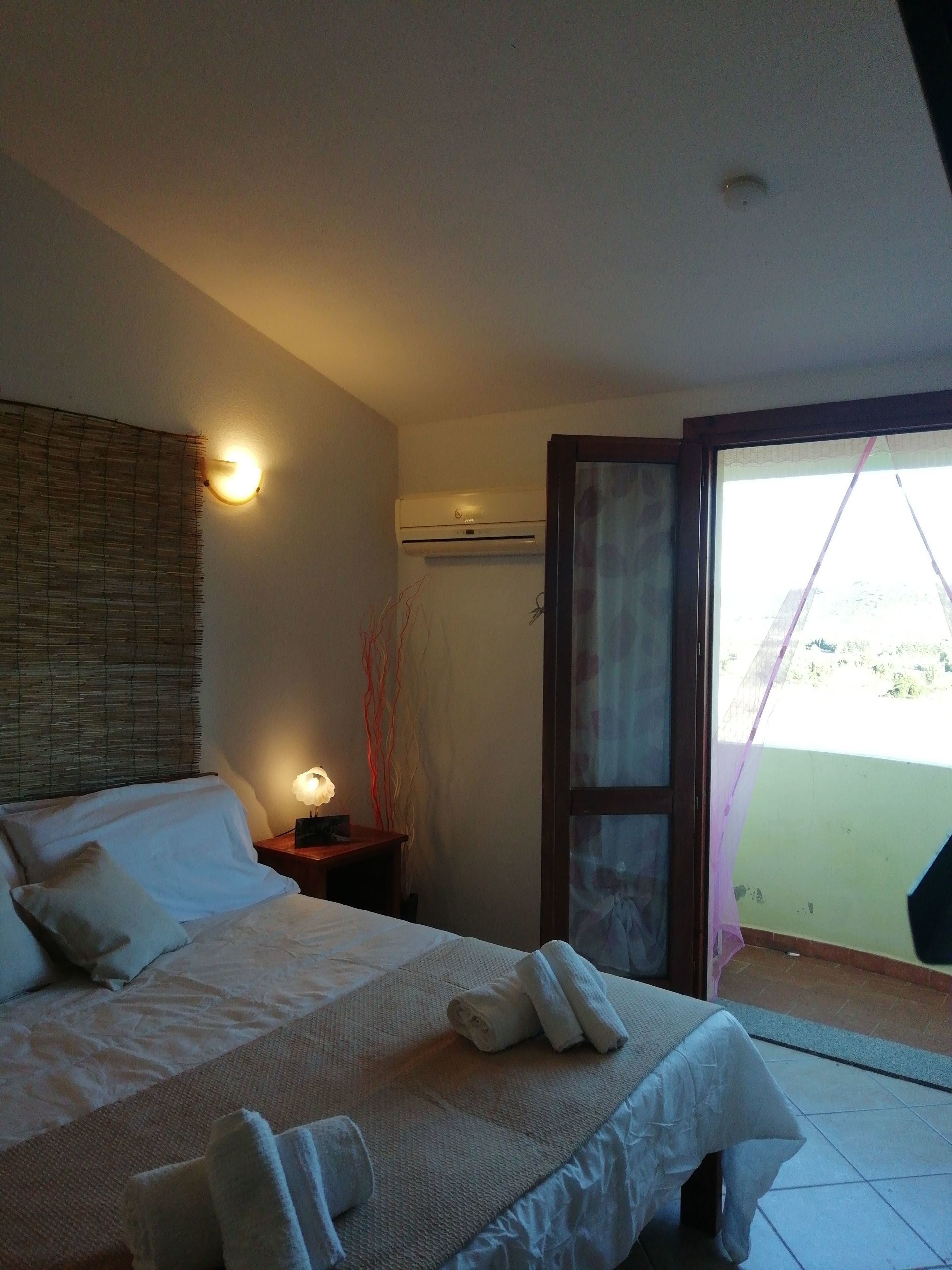 1 bedroom, hypo-allergenic bedding, in-room safe, individually decorated