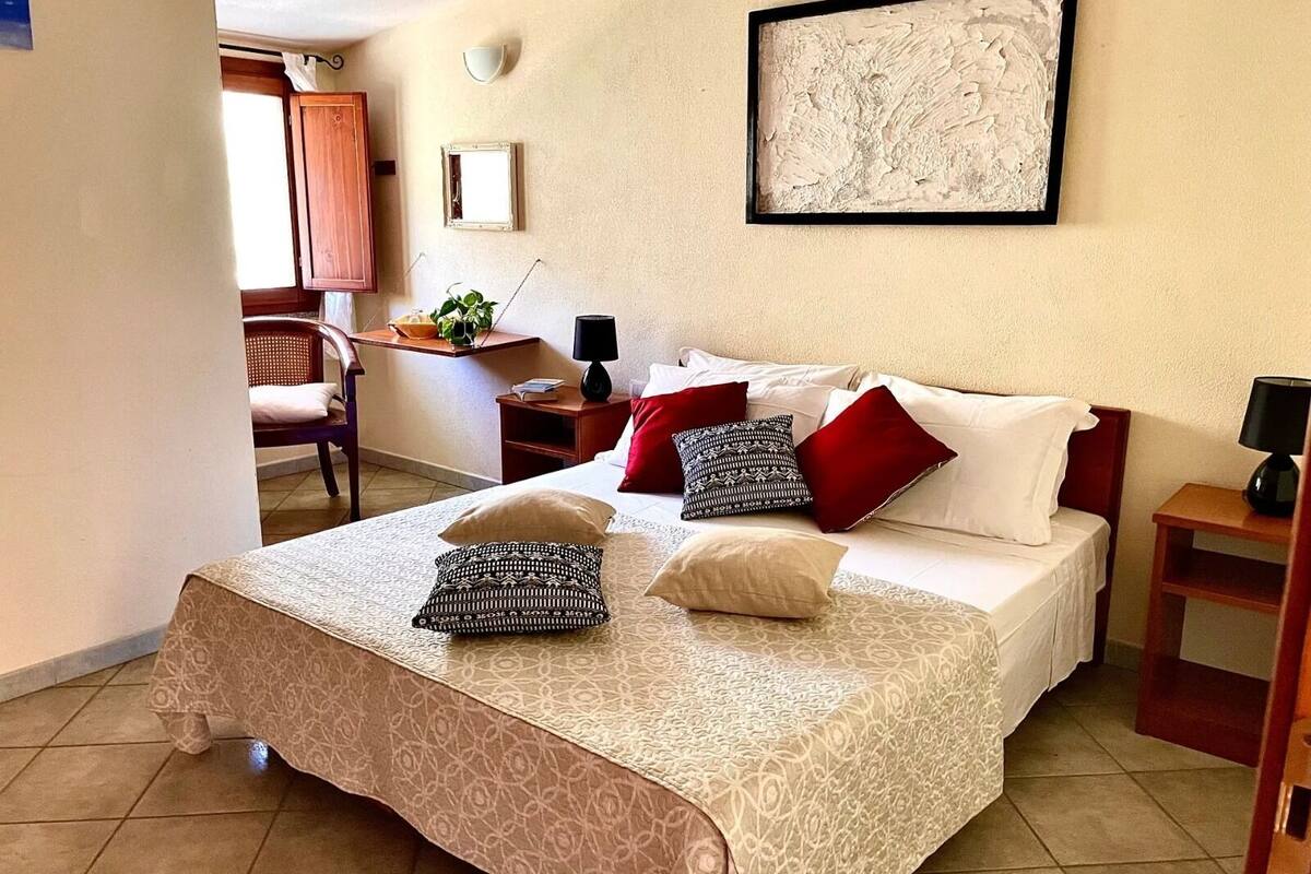 economy double room, 1 double bed, garden view | 1 bedroom, hypo-allergenic bedding, in-room safe, individually decorated