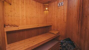 Warmsteinmassagen, Massageanwendungen