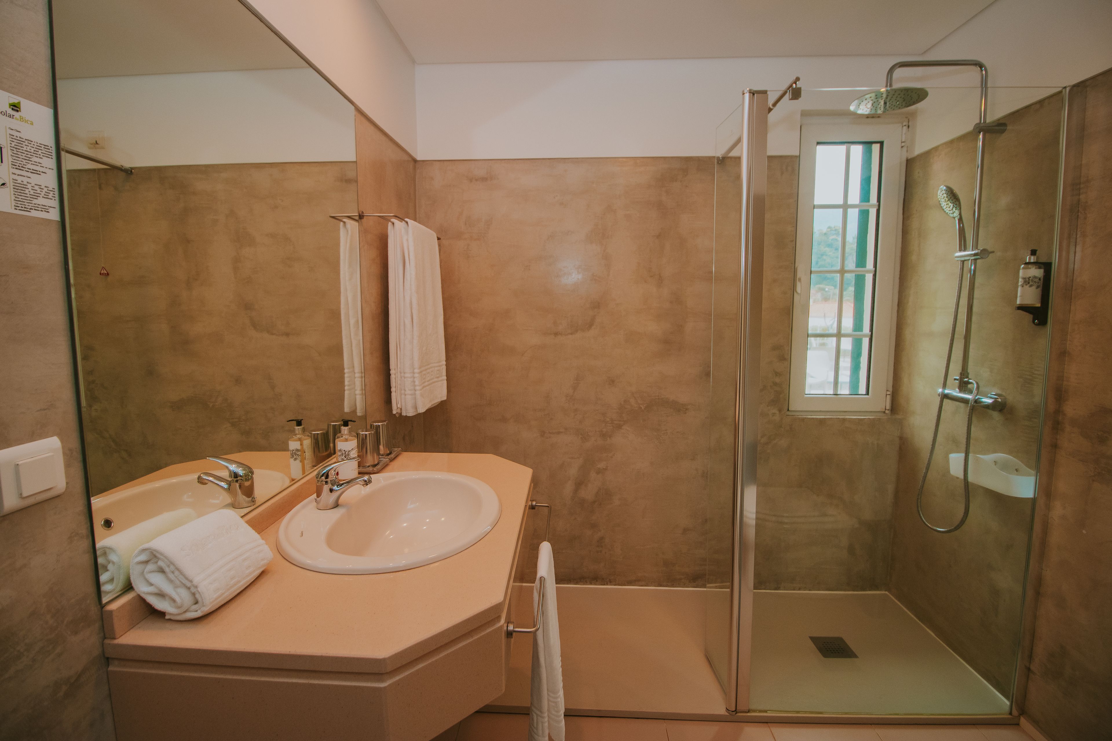 Foto - Solar da Bica