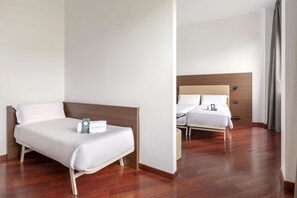 Chambre triple Standard, non-fumeur | Spa