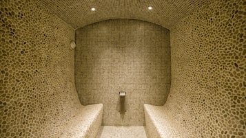 Sauna, steam room, Turkish bath, body treatments, aromatherapy, facials