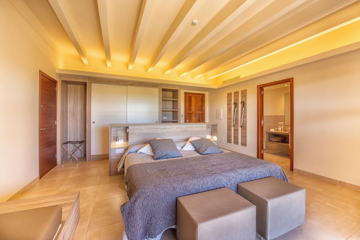 Double Room, Terrace | Premium bedding, down comforters, memory foam beds, minibar