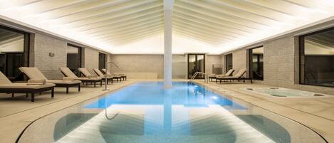 Bastu, ångbastu, turkiskt bad/hamam, kroppsbehandlingar och aromaterapi