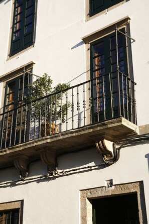 Front of property - Altaïr Hotel (Santiago de Compostela)
