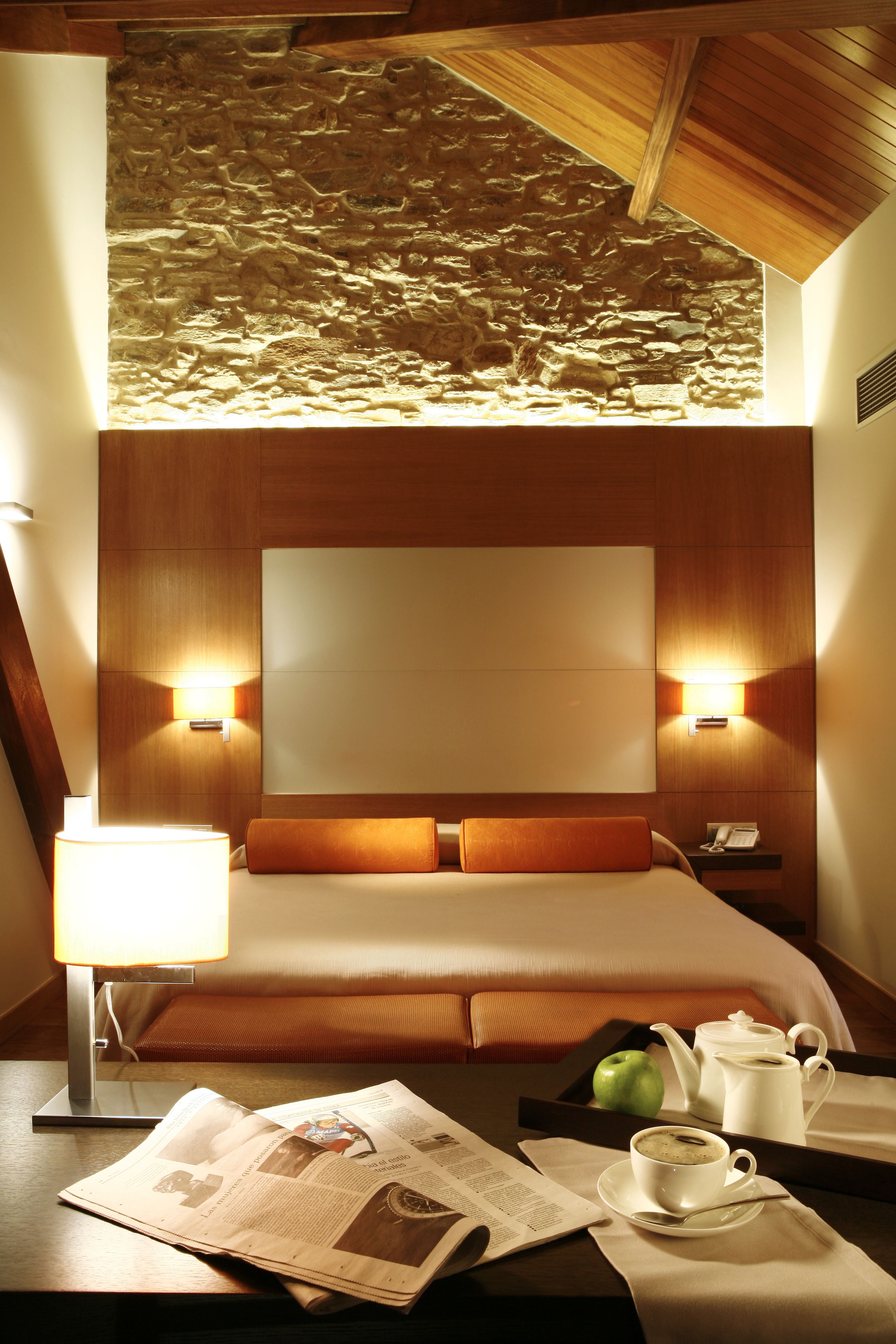 superior double room | minibar, in-room safe, desk, soundproofing