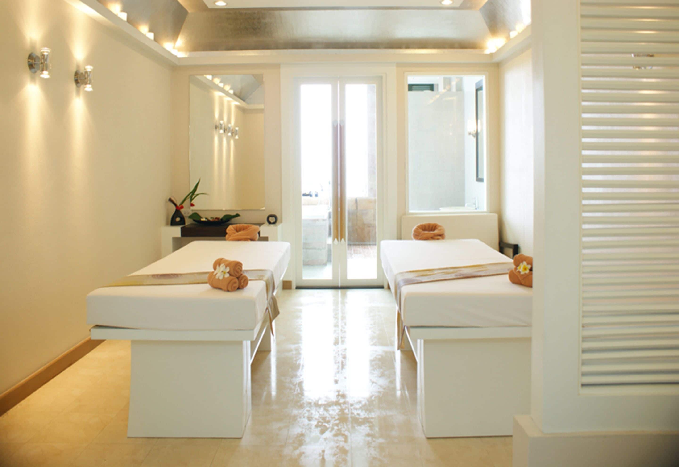 couples treatment room(s), hot tub, body treatments, hydrotherapy