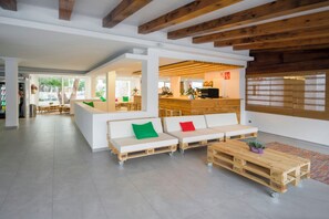 Reception - Hotel Vibra Bossa Flow - Adults Only (Sant Josep de sa Talaia)