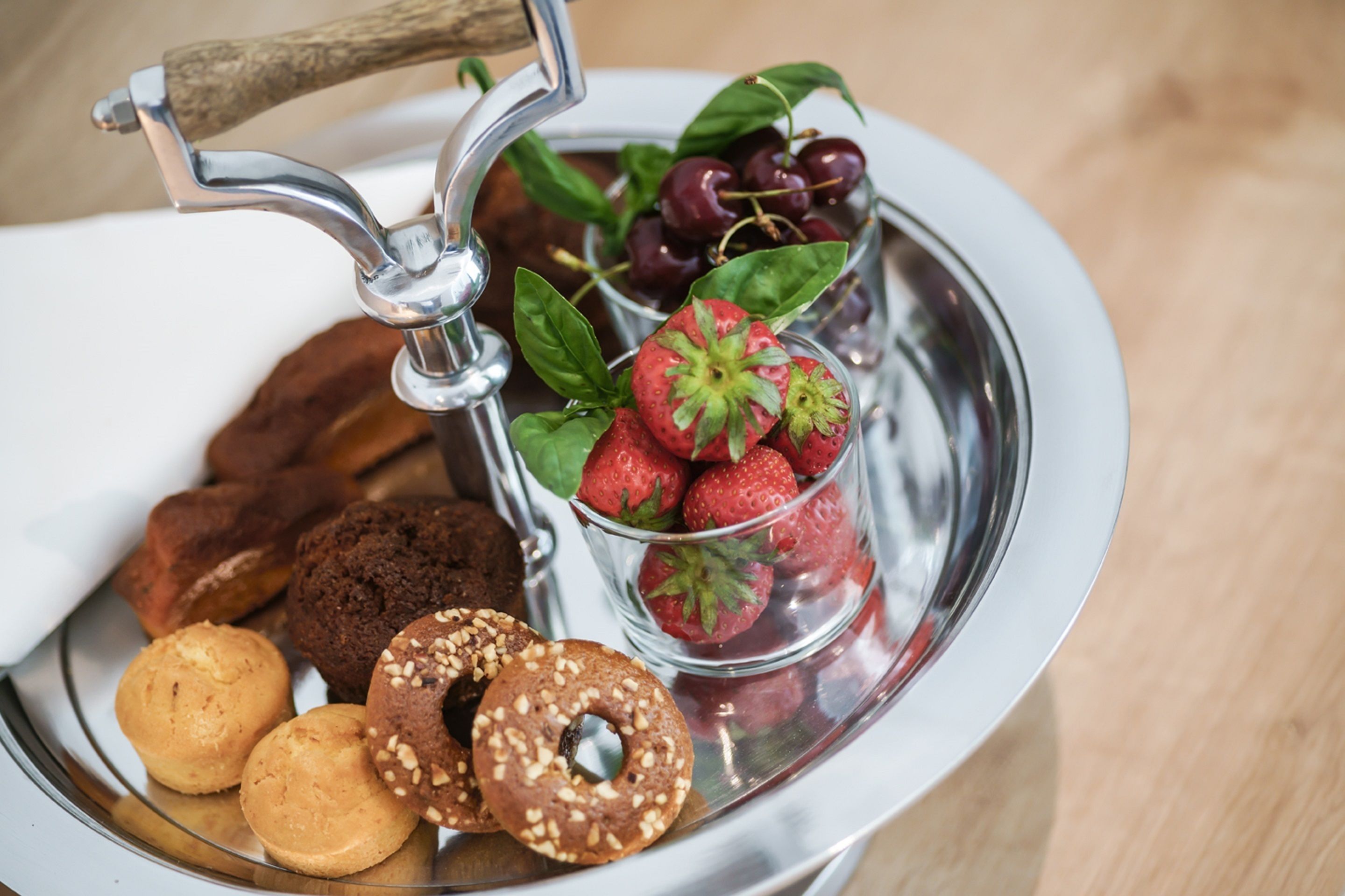 panoramic suite, sea view, sea facing | 1 bedroom, minibar, in-room safe, desk