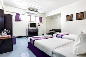 In-room safe, free WiFi