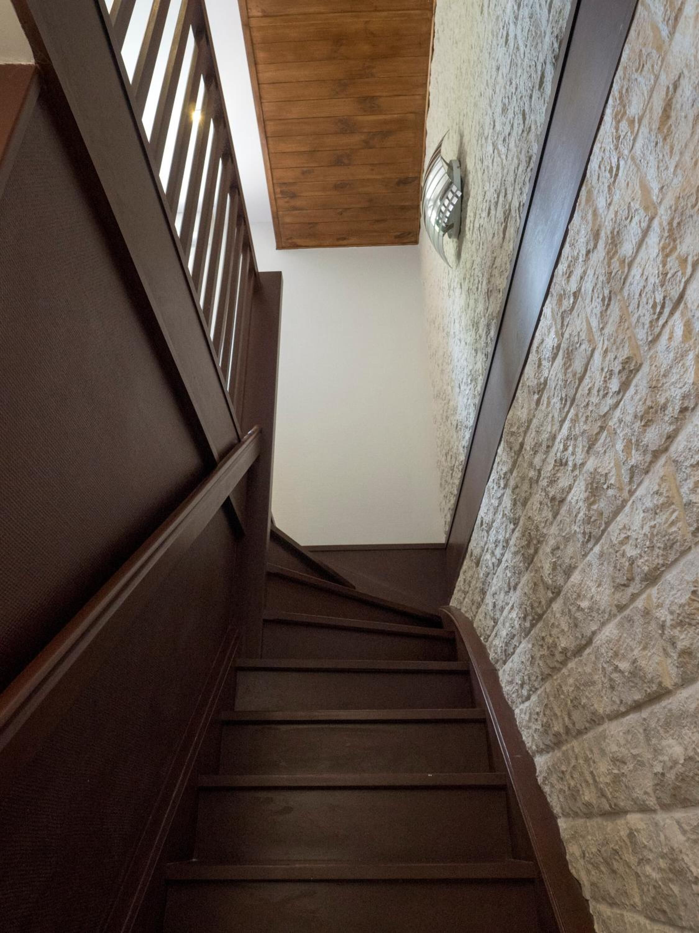 Photo - Residence Hotel Les Ducs De Chevreuse avec Hébergement, Repas & PDJ, Séminaire, Bureau & Parking