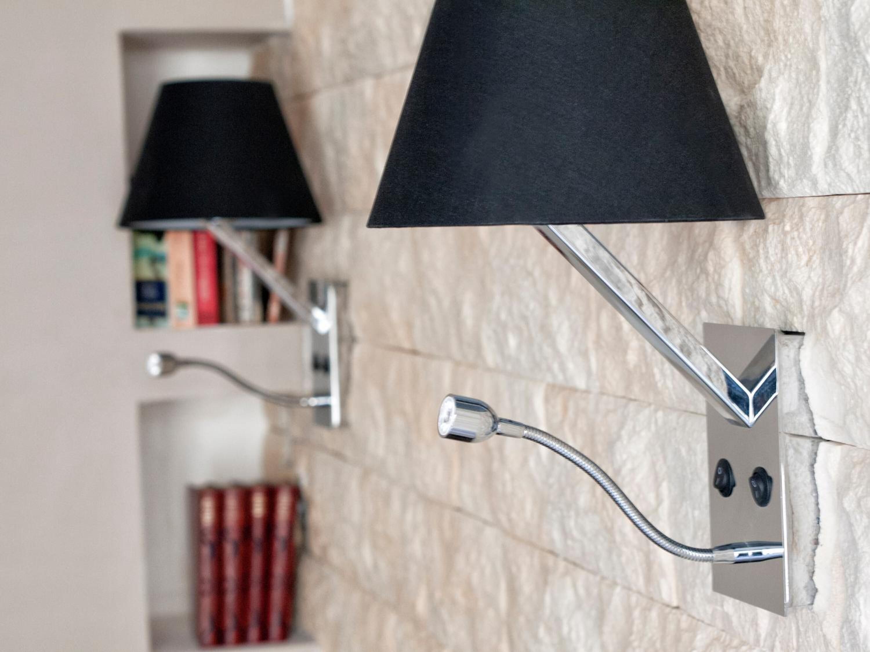 Photo - Residence Hotel Les Ducs De Chevreuse avec Hébergement, Repas & PDJ, Séminaire, Bureau & Parking