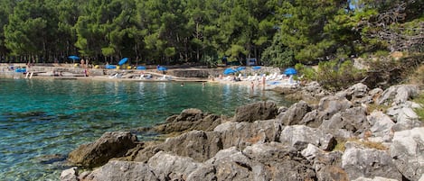 Beach nearby, sun loungers, beach umbrellas, beach towels