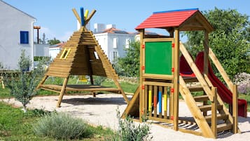 Children's play area - outdoor
