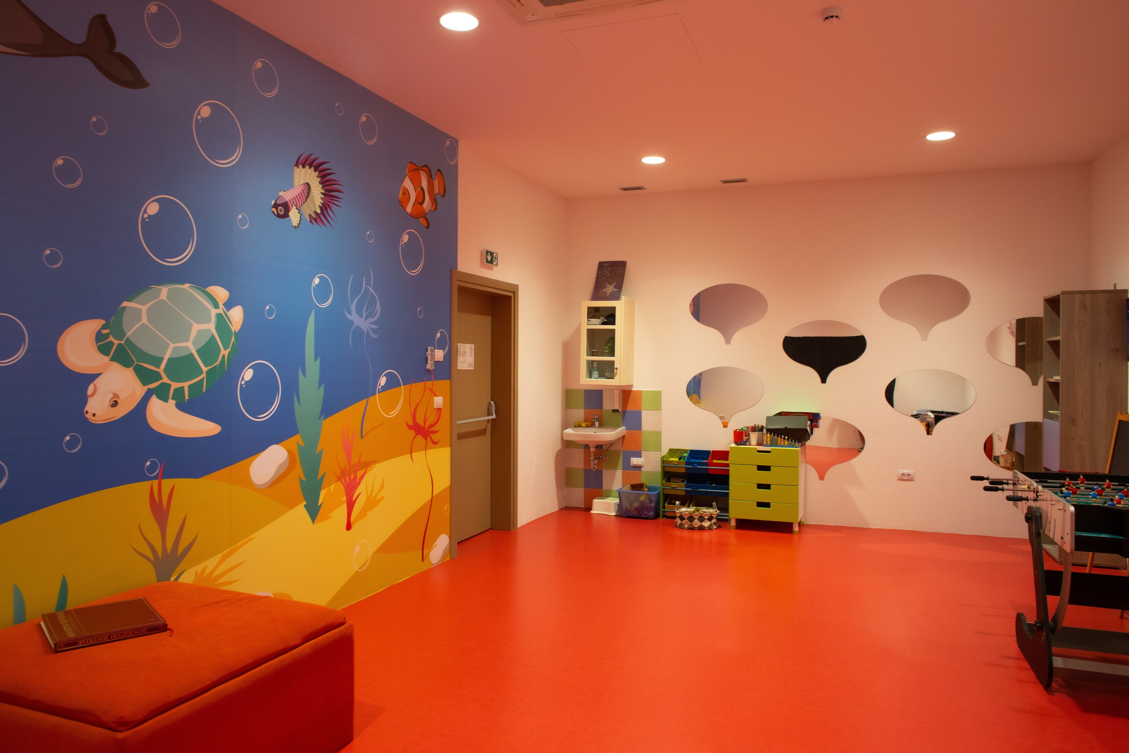 Innen-Kinderspielplatz
