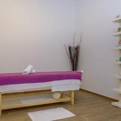Turkish bath/hammam, body treatments, aromatherapy, sports massages