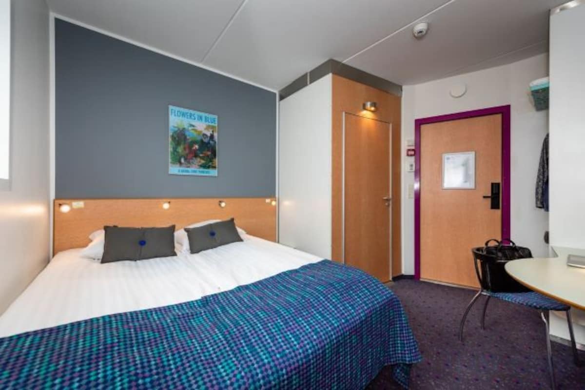 Captain Double Room