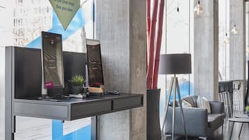 Mostrador para check-in y check-out