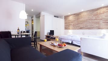 In-room safe, desk, iron/ironing board, free WiFi