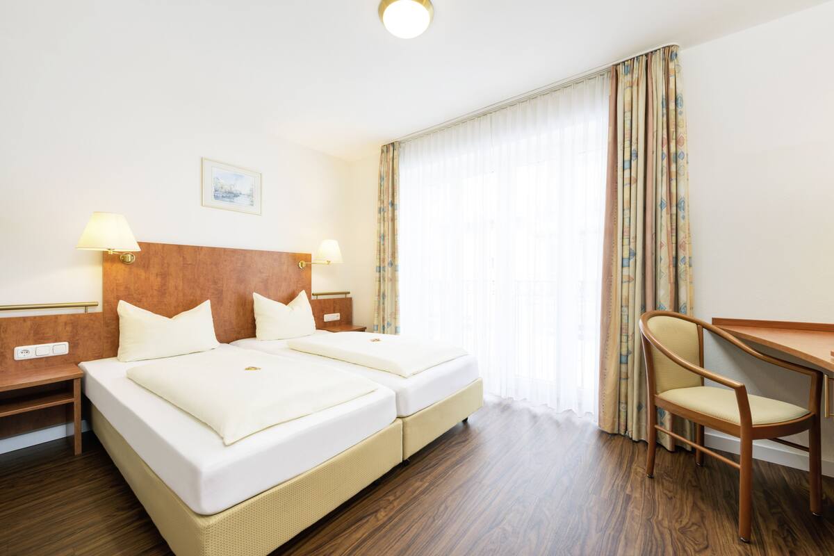 1 bedroom, desk, blackout curtains, free wifi