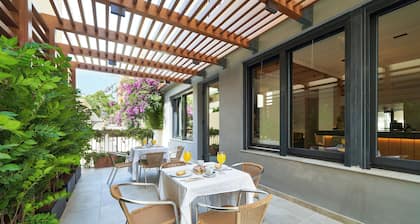 Sol y Miel Hostal