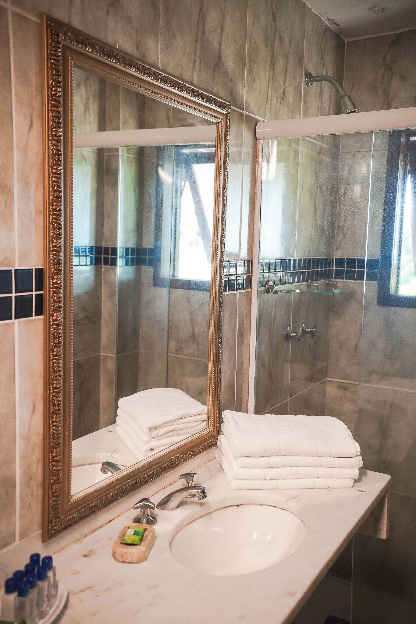 standard double room, balcony | bathroom | shower, towels