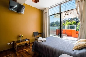 Premium bedding, iron/ironing board, rollaway beds, free WiFi