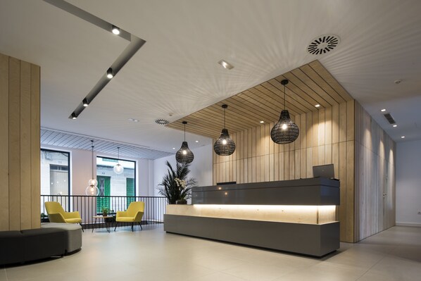 Lobby - Airiños (Cangas)