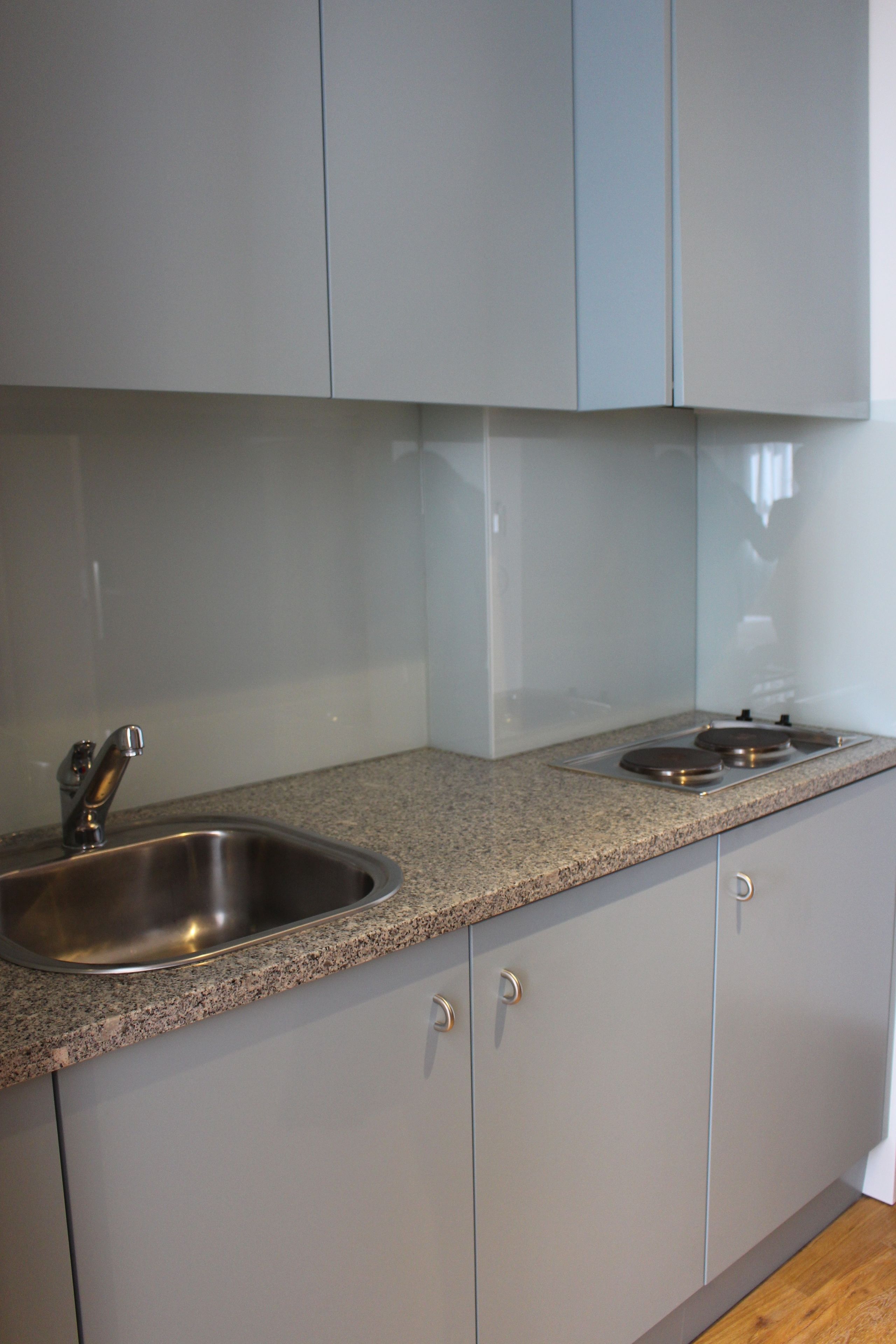 studio, 2 single beds | private kitchenette | coffee/tea maker, electric kettle