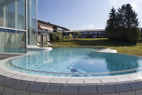 Indoor pool, outdoor pool, sun loungers