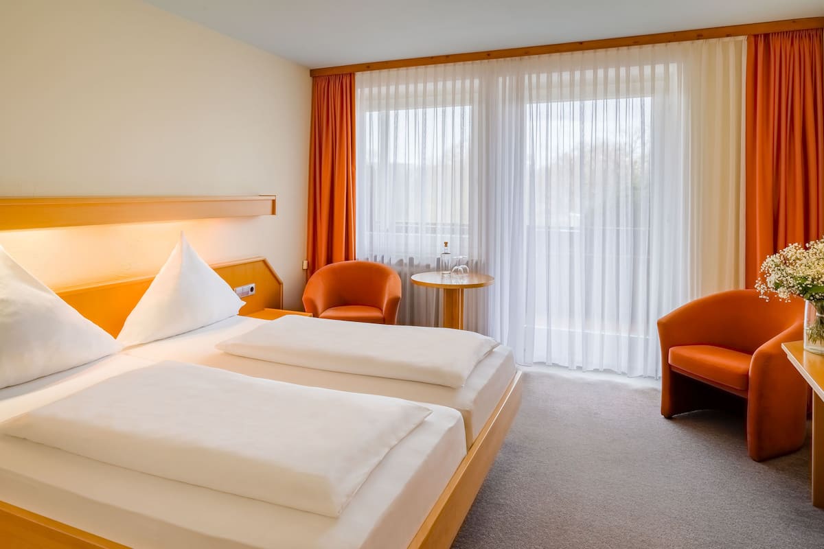 Classic Room, Non Smoking, Garden View | Premium bedding, desk, blackout curtains, free WiFi