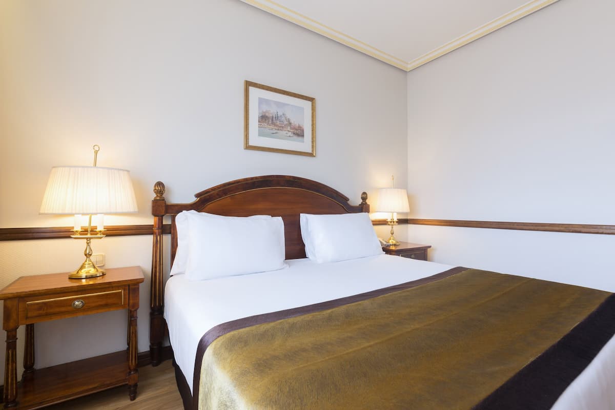 1 bedroom, minibar, in-room safe, desk