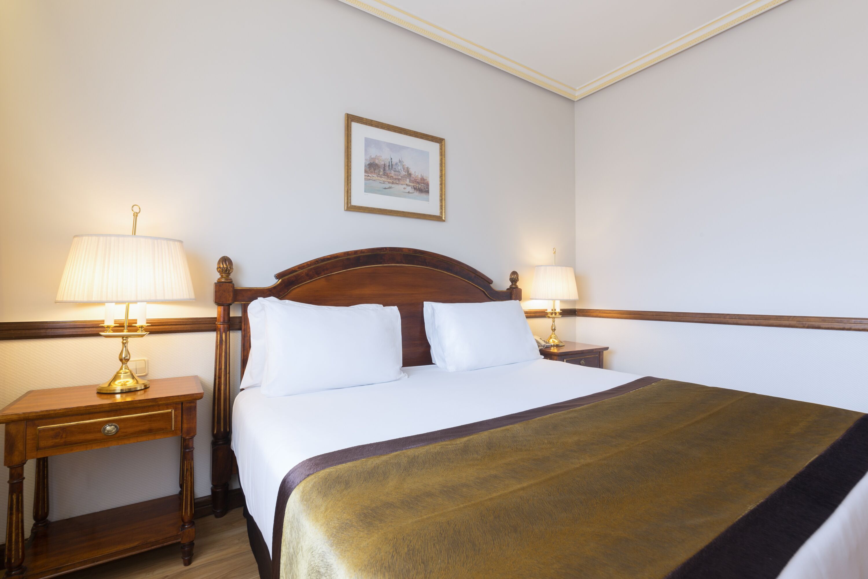 Minibar, in-room safe, laptop workspace, soundproofing