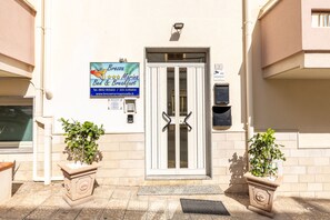 Exterior - Bed and Breakfast Brezza Marina e Ristorante Shoreline (Pozzallo)