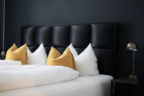 Comfort Room | Premium bedding, individually decorated, individually furnished - Hotel Mühldorf (Muhldorf am Inn)
