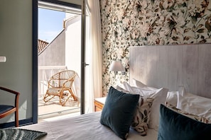In-room safe, blackout drapes, soundproofing, free WiFi - José Estêvão Hotel (Aveiro)