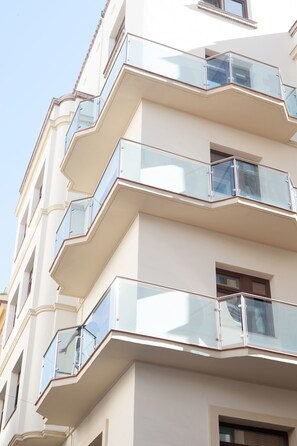 Front of property - Hotel Castilla Guerrero (Málaga)