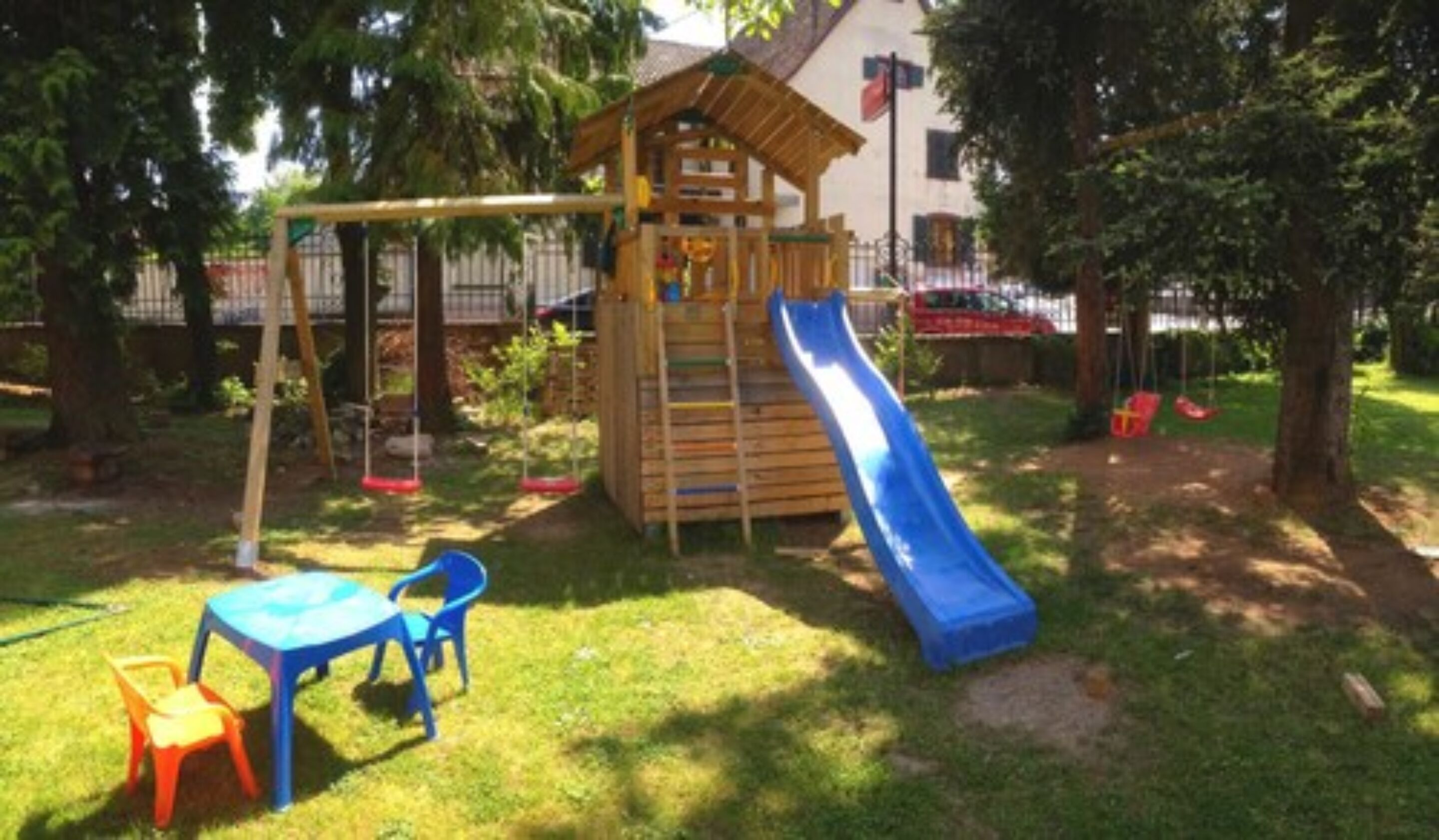 children’s play area – outdoor