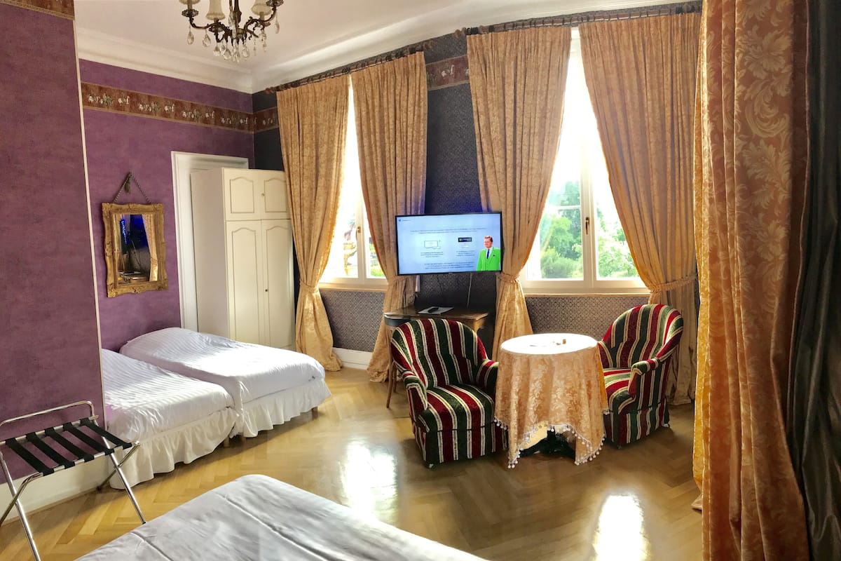 50-cm flat-screen TV with digital channels, TV