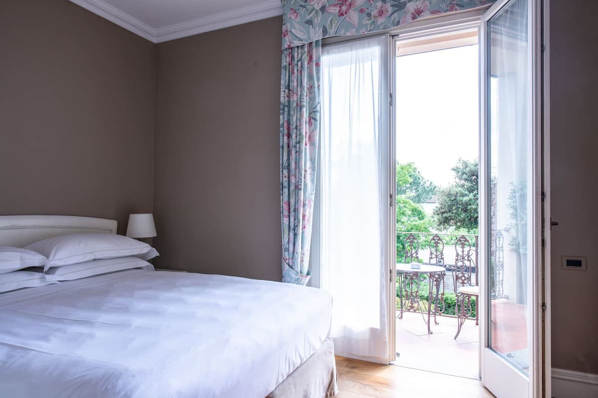 Classic Double Room | Premium bedding, Select Comfort beds, minibar, in-room safe