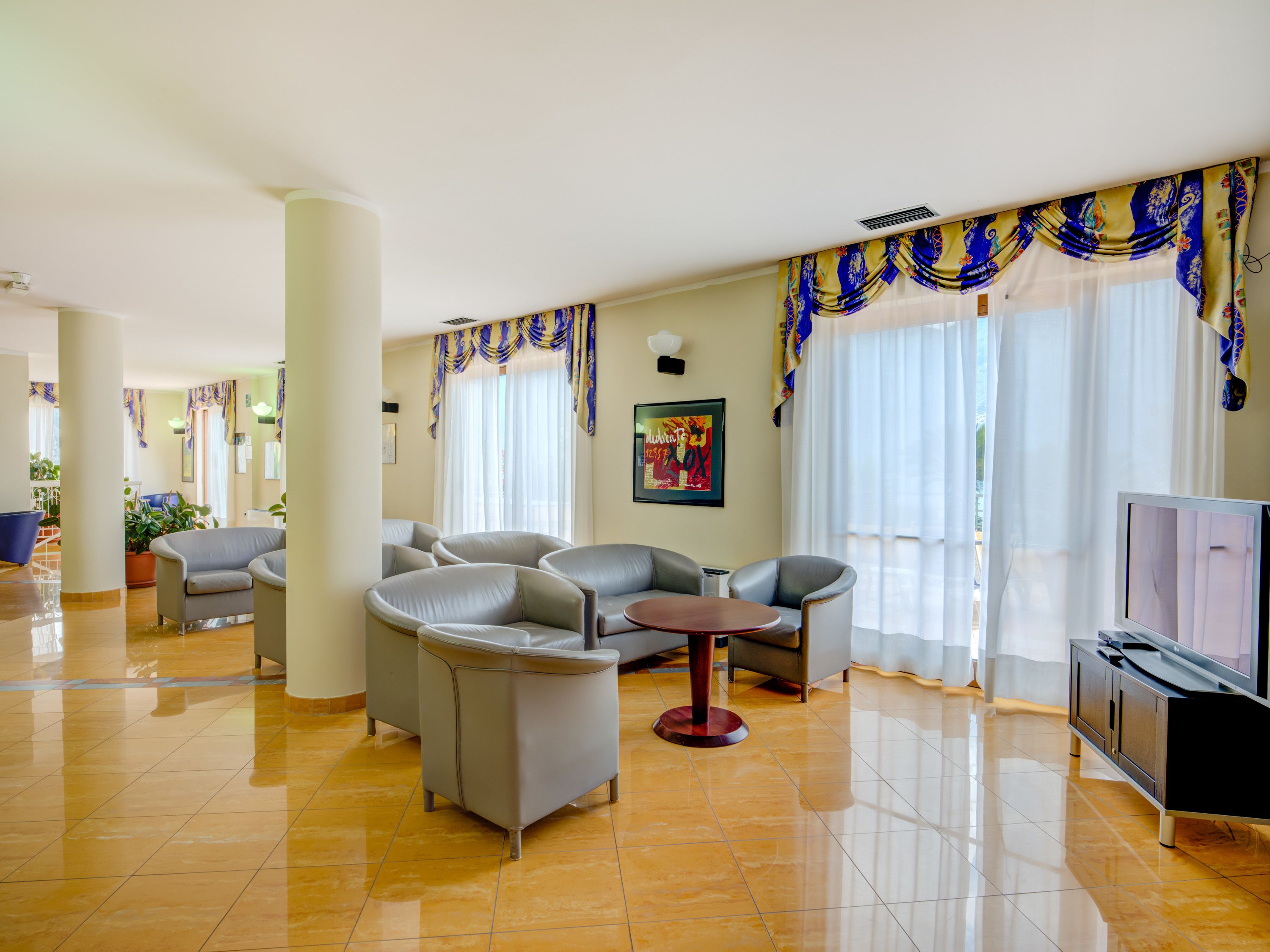 Photo - Hotel Cristina