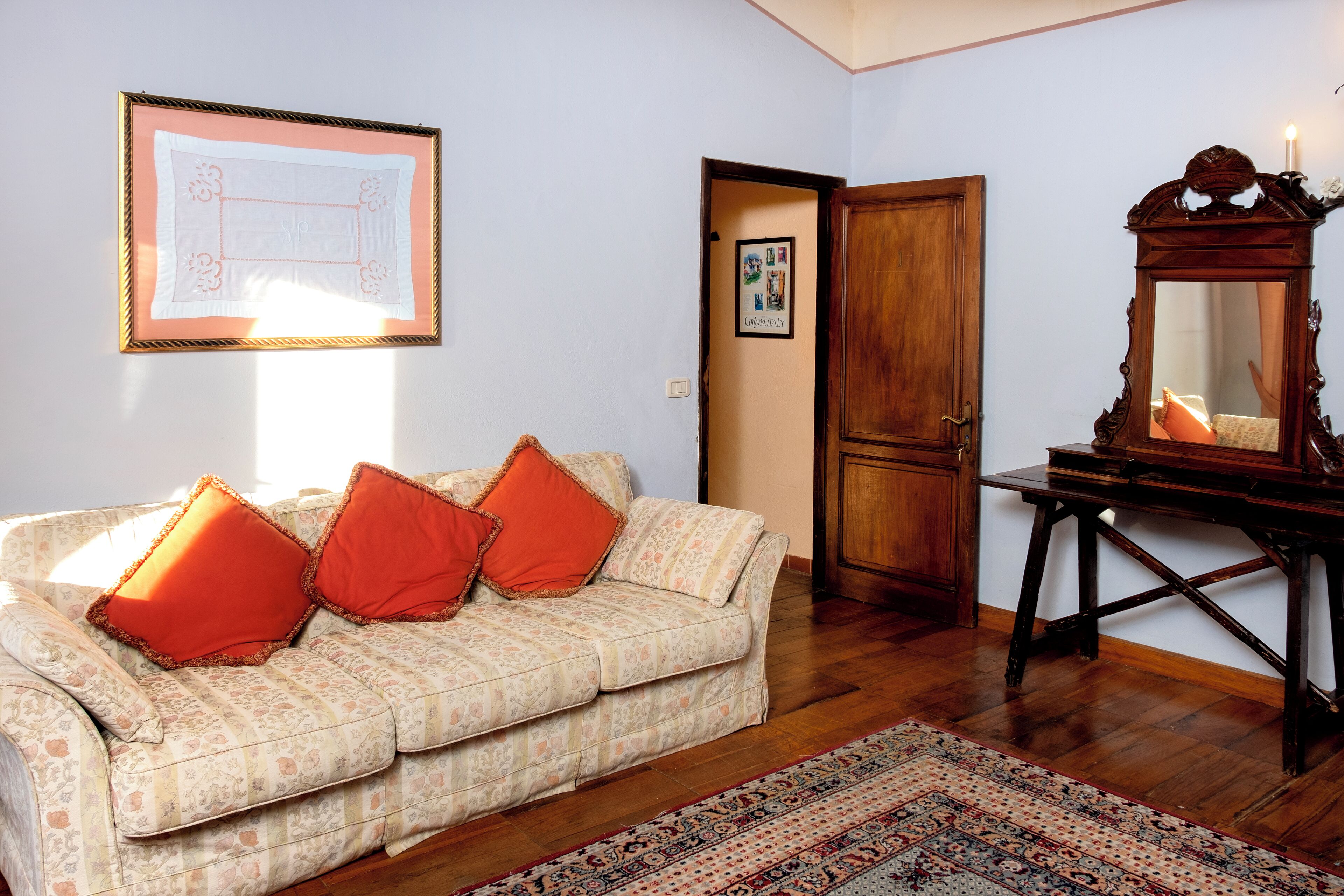 family room | premium bedding, minibar, in-room safe, desk