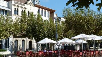 Breakfast, lunch, dinner served; Mediterranean cuisine, garden views