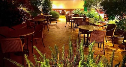 Hostal Rom