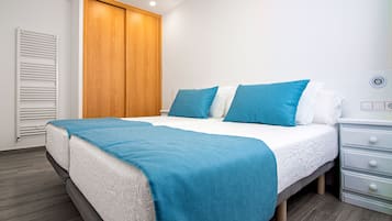 Blackout drapes, iron/ironing board, WiFi, bed sheets