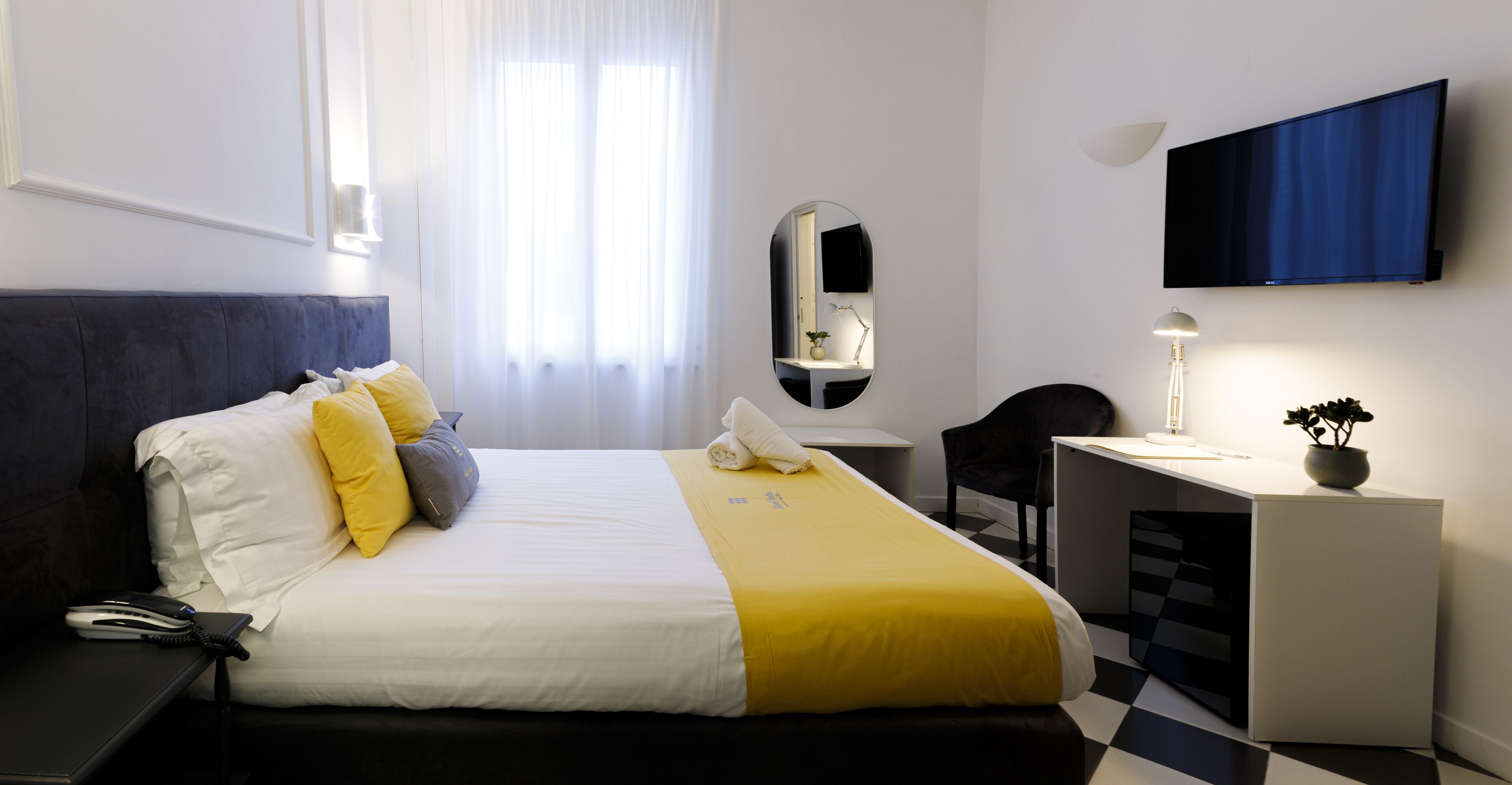 เครื่องนอนป้องกันสารก่อภูมิแพ้, เตียง Select Comfort, มินิบาร์