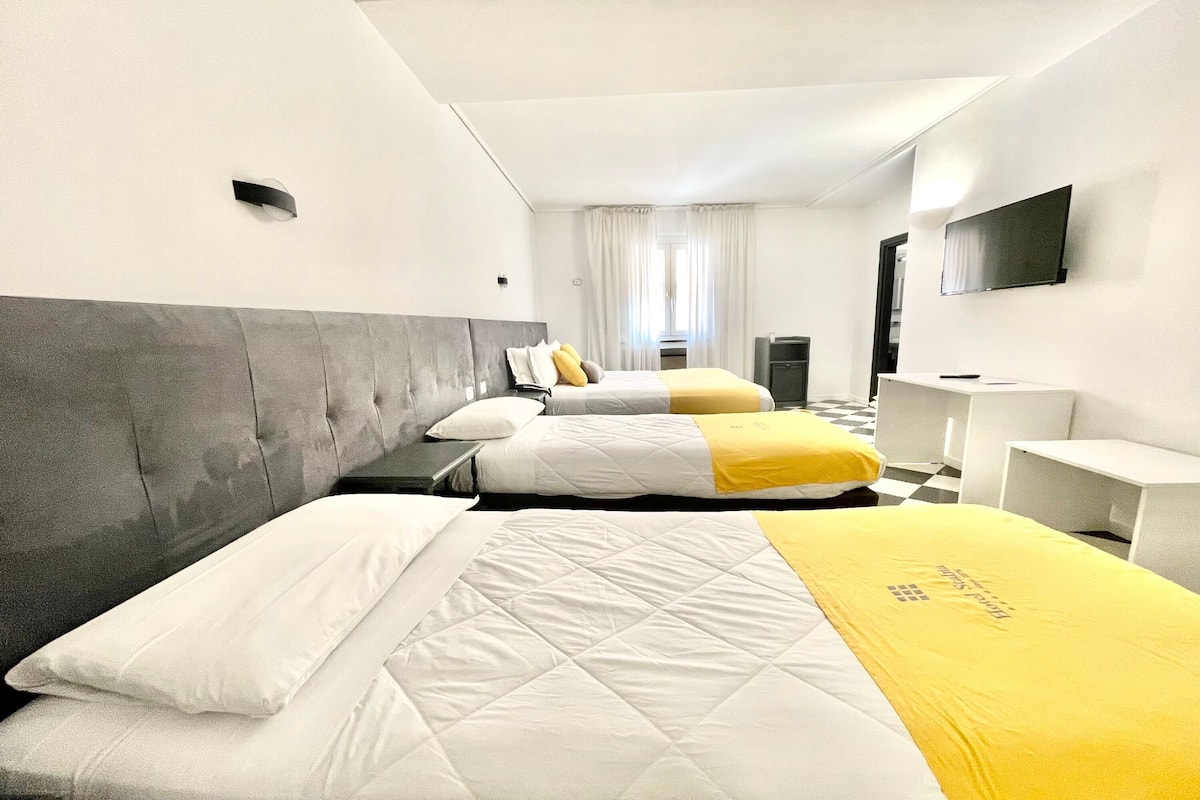 Familjerum för fyra | Allergitestade sÀngklÀder, Select Comfort-madrasser och minibar