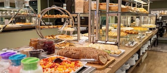 Del Rey Quality Hotel