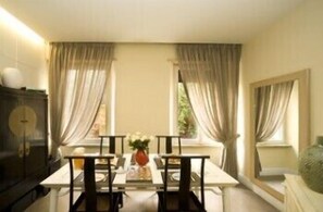 Inbegriffenes einheimisches Frühstück