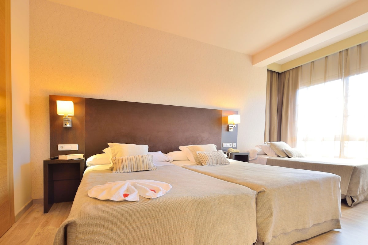 1 bedroom, minibar, in-room safe, desk